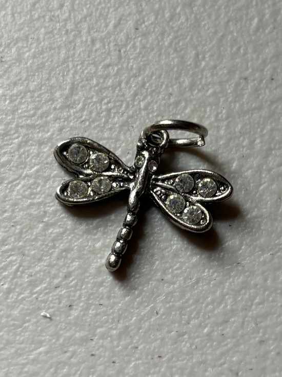 Jewelry - Vintage Dragonfly Pendant Necklace Charm in Silver with CZ Stones